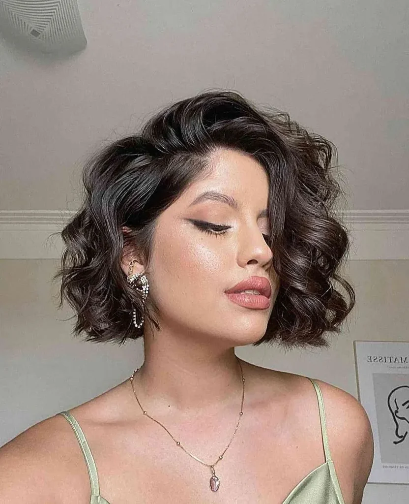 **Chic Curls with Volume**