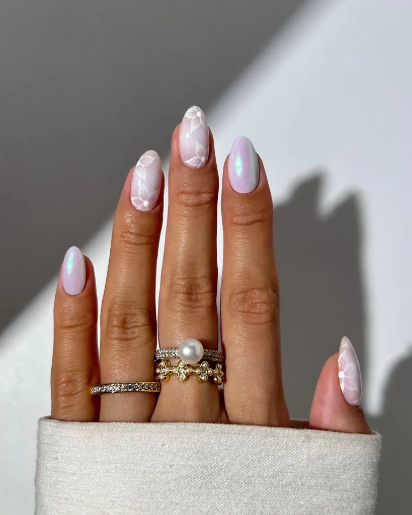 ### Shimmering Pearl Tips