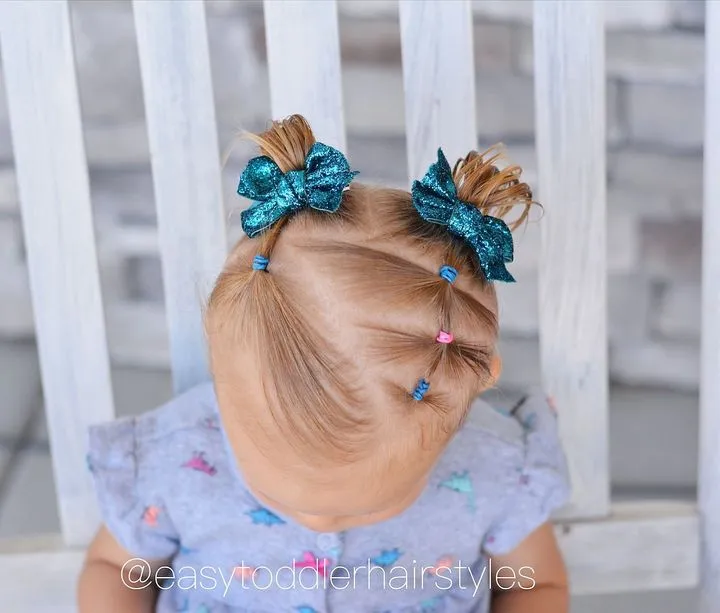 **Sparkling Bow Buns**